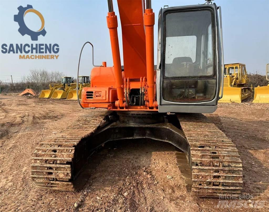 Hitachi EX 200 Escavadoras de rastos