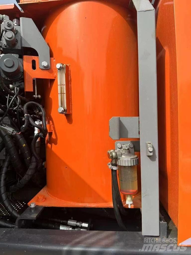 Hitachi 130 Escavadoras de rastos