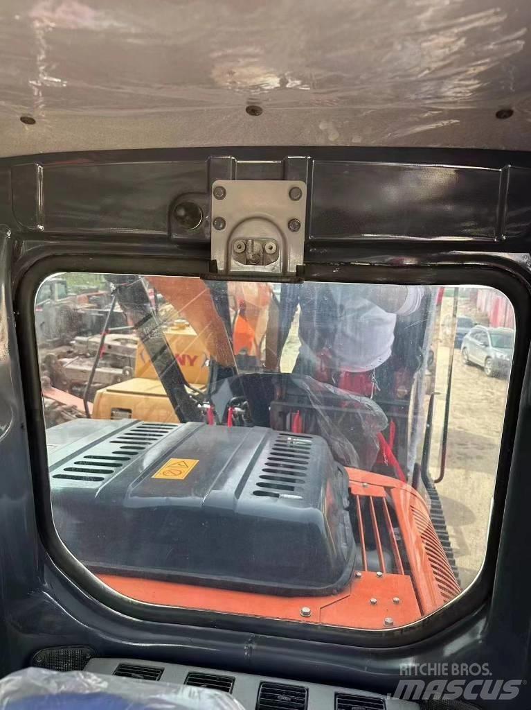 Hitachi 130 Escavadoras de rastos
