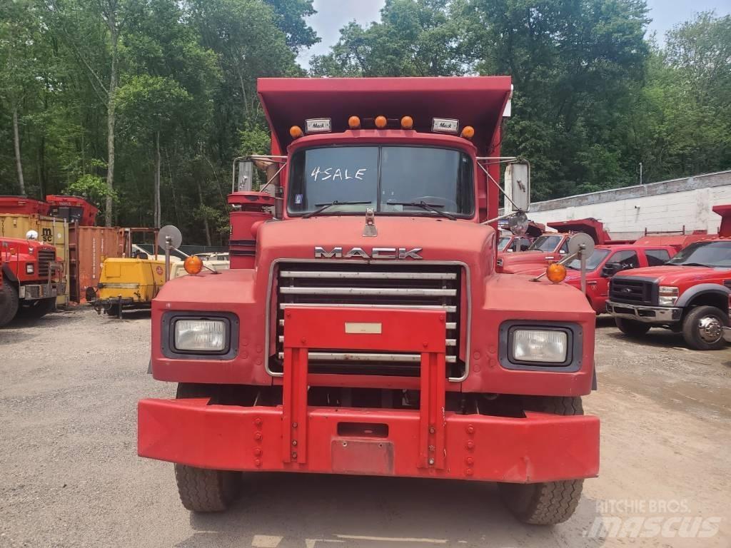 Mack RD690SX Camiões basculantes