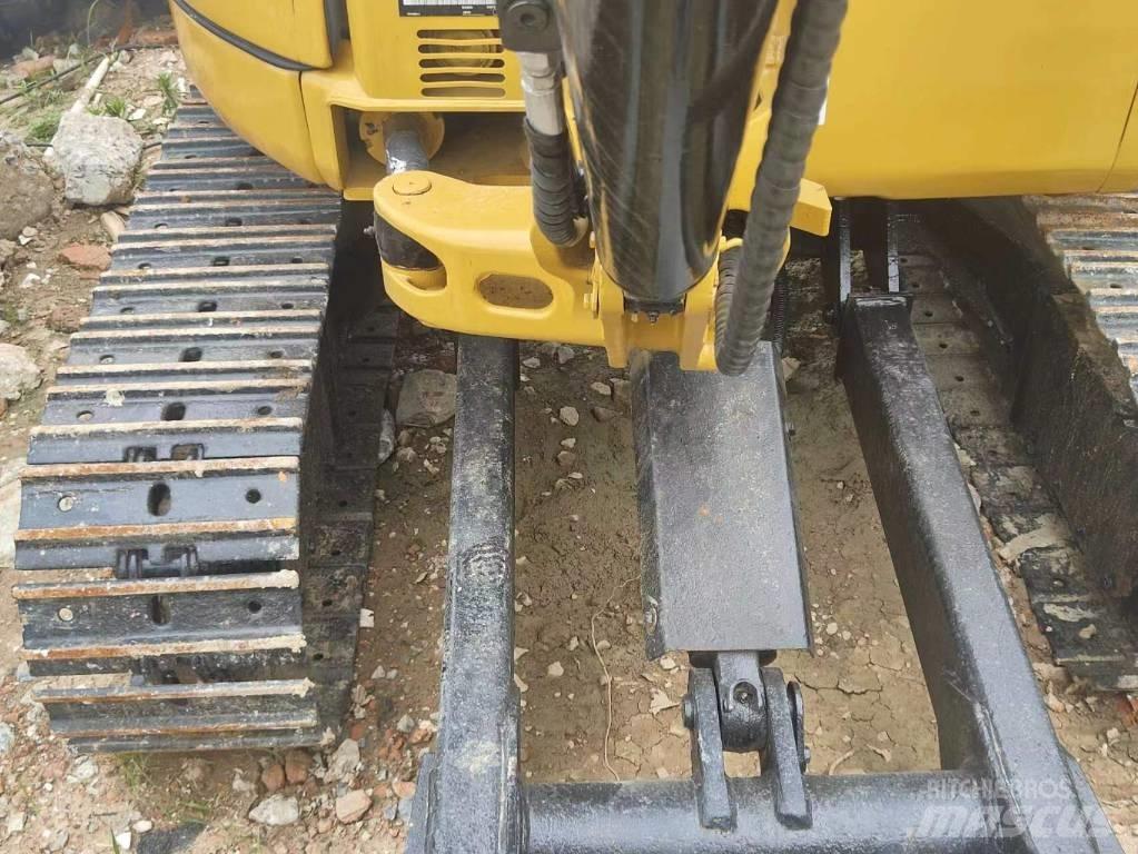 CAT 303 Mini Escavadoras <7t