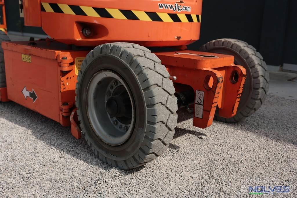 JLG E300AJP Elevadores braços articulados