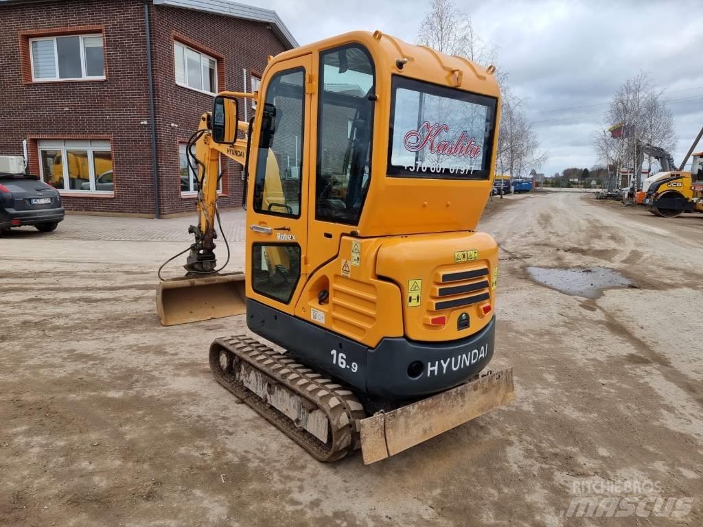 Hyundai R16-9 Mini Escavadoras <7t
