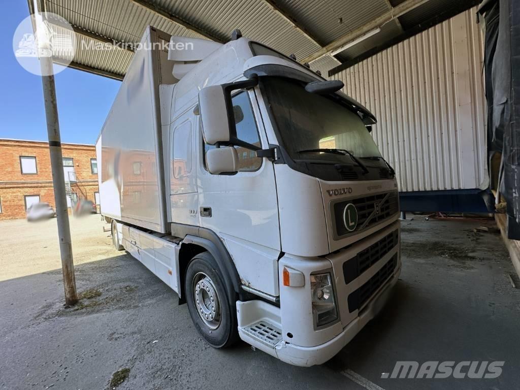 Volvo FM 300 Camiões de caixa fechada