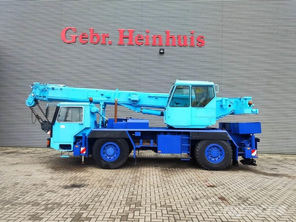 Liebherr LTM 1025 Gruas Todo terreno