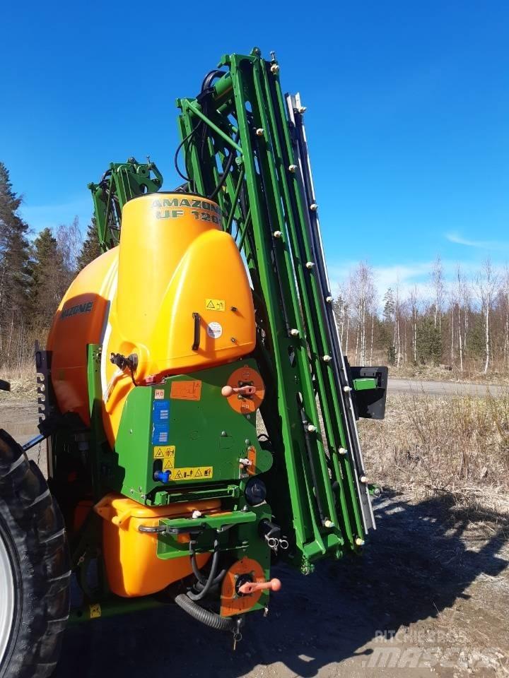 Amazone UF 1201 Pulverizadores montados