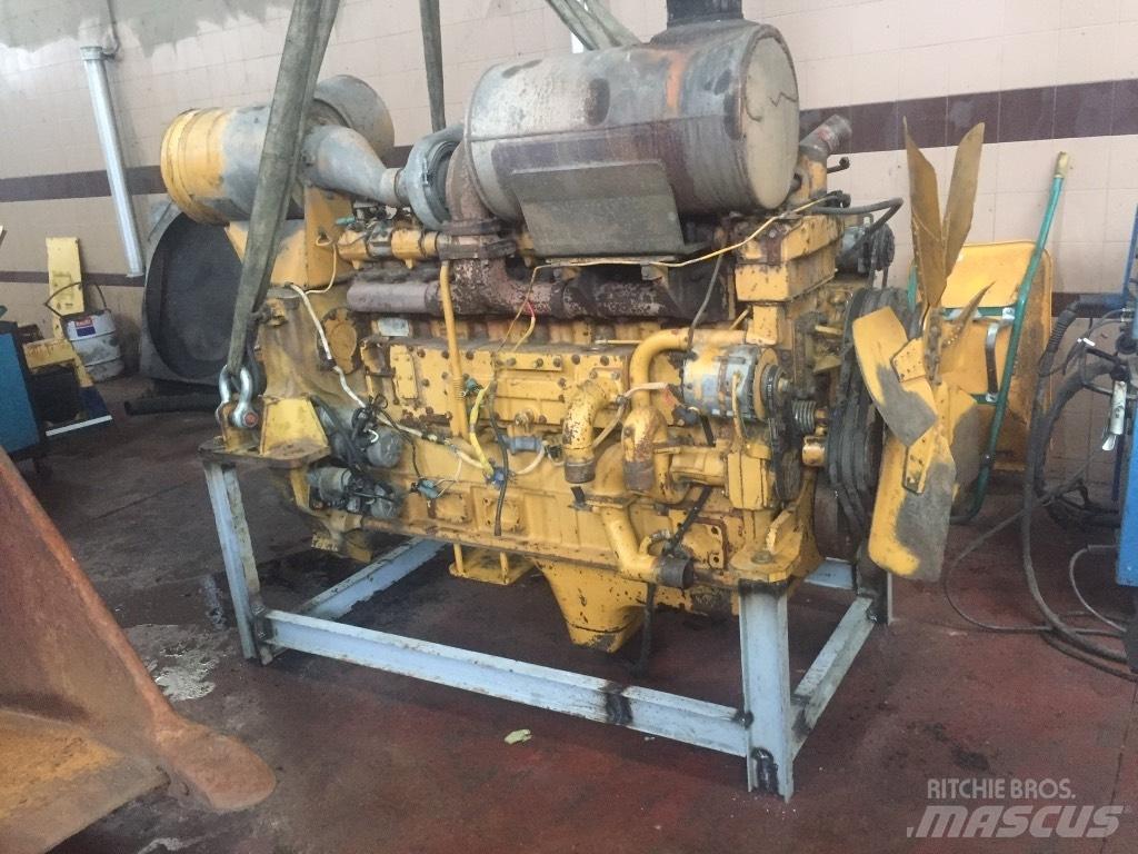 Komatsu WA600-1 Pás carregadoras de rodas