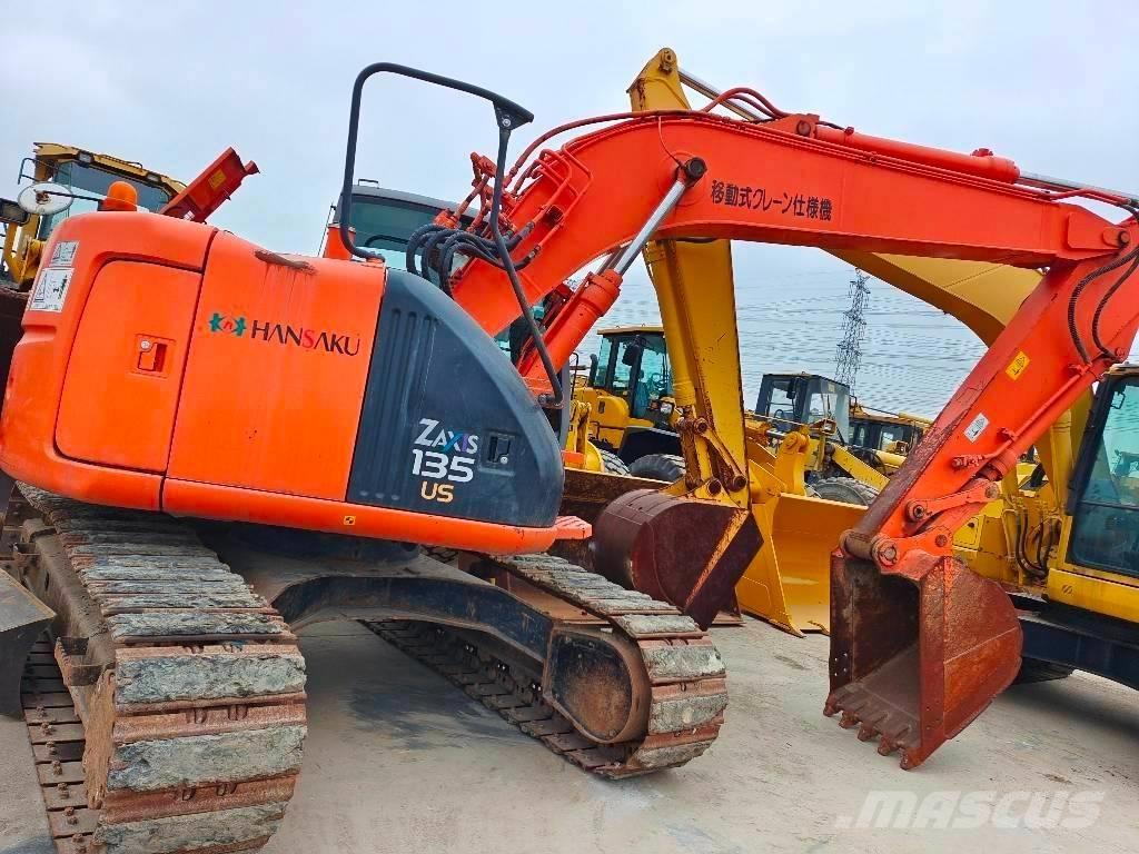 Hitachi ZX 135 US Escavadoras de rastos