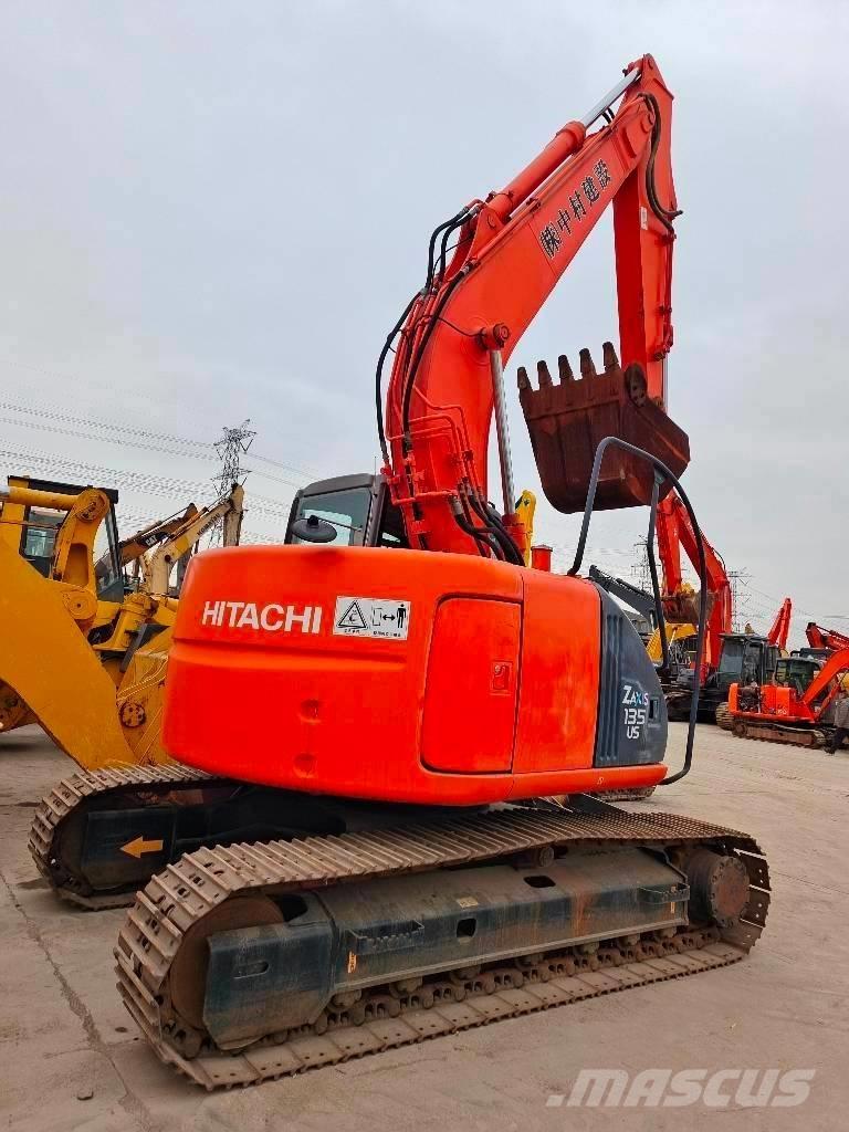 Hitachi ZX 135 US Escavadoras de rastos