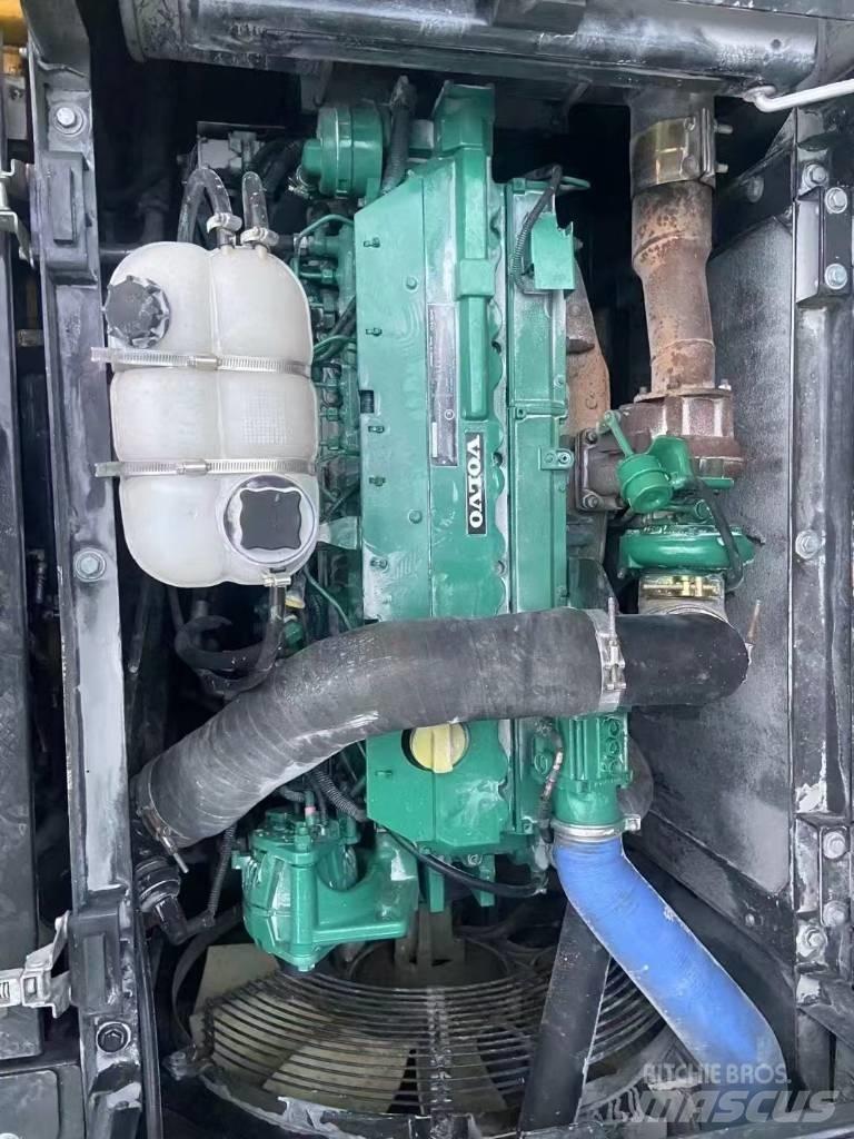 Volvo 290D Escavadoras de rastos