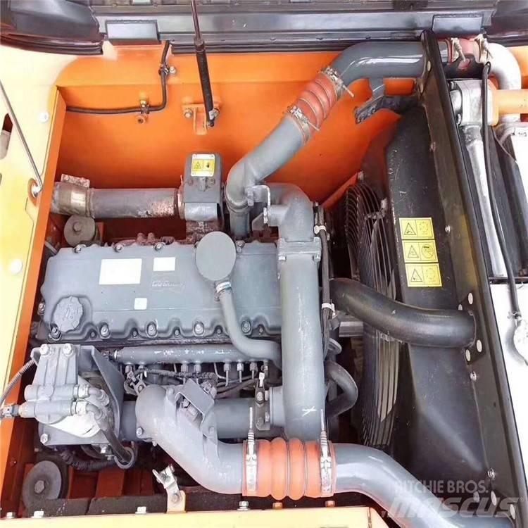 Doosan DX 225 Escavadoras de rastos