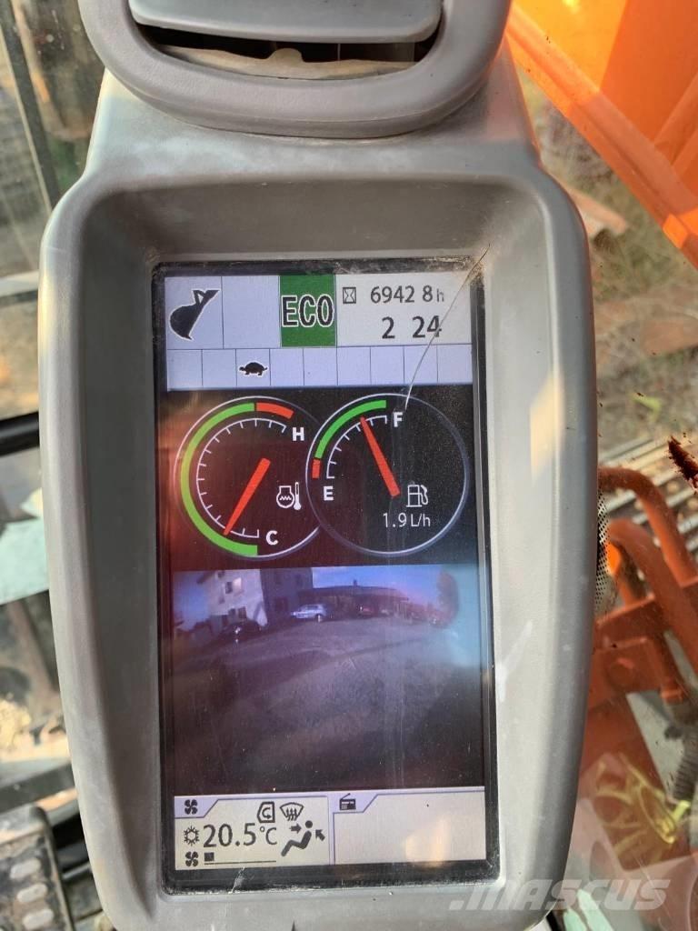 Hitachi ZX 135 US-5B Escavadoras de rastos