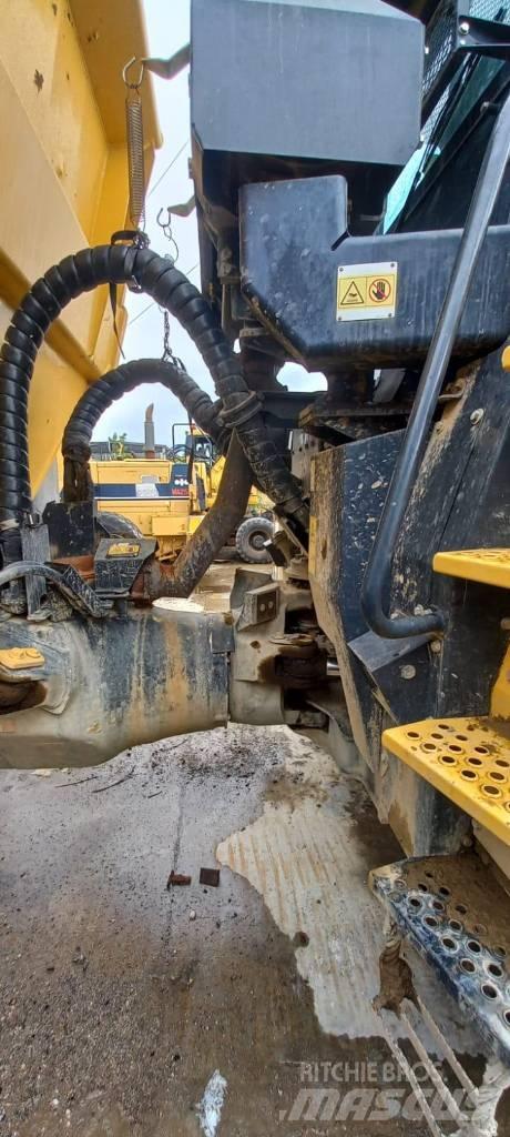Komatsu HM300-5 Camiões articulados