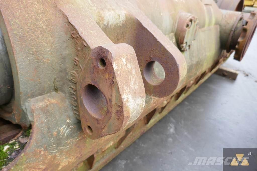 CAT 9W-0558 Pneus, Rodas e Jantes