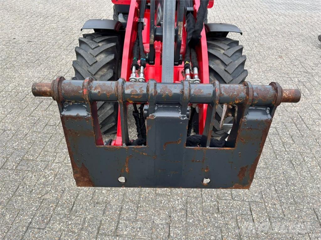 Schäffer 3650 Pás carregadoras de rodas