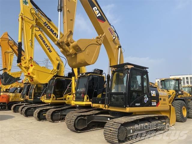 CAT 323 D L Escavadoras de rastos