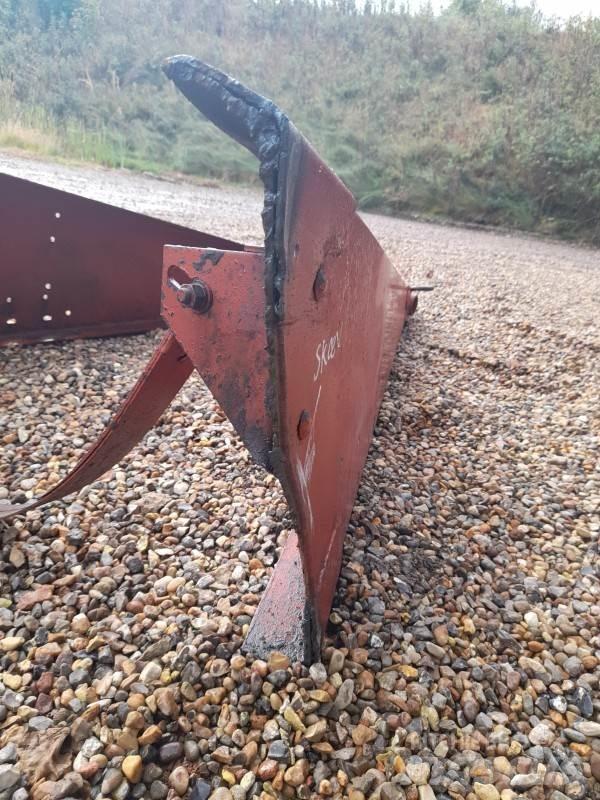 Hesston 4900 Hitch Outros acessórios de tractores