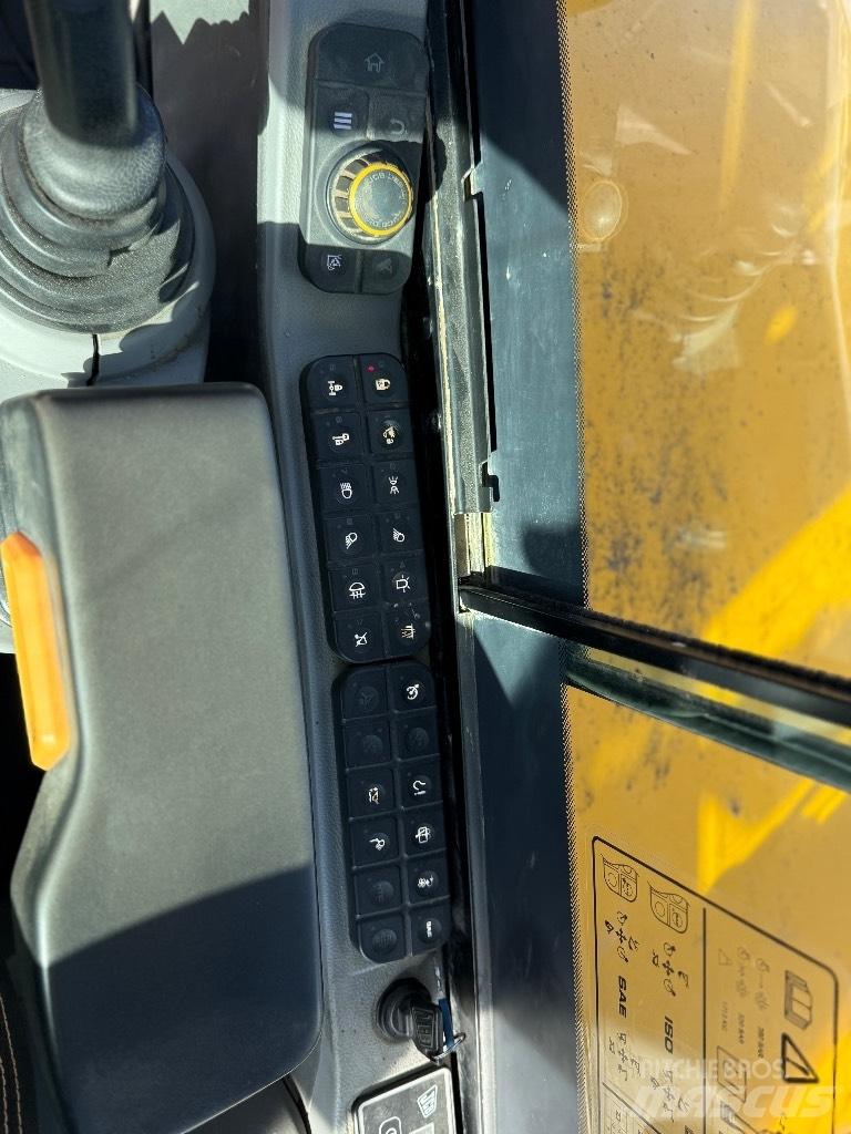 JCB Hydradig Escavadoras de rodas
