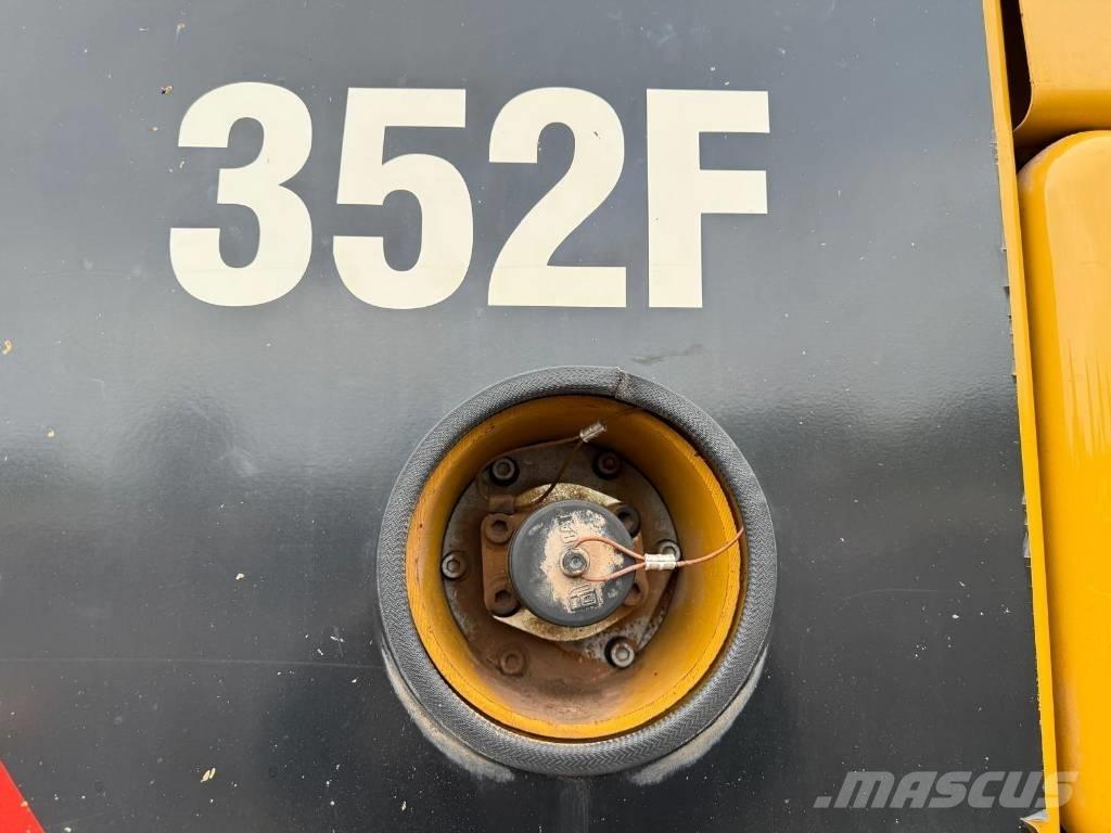 CAT 352 F Escavadoras de rastos