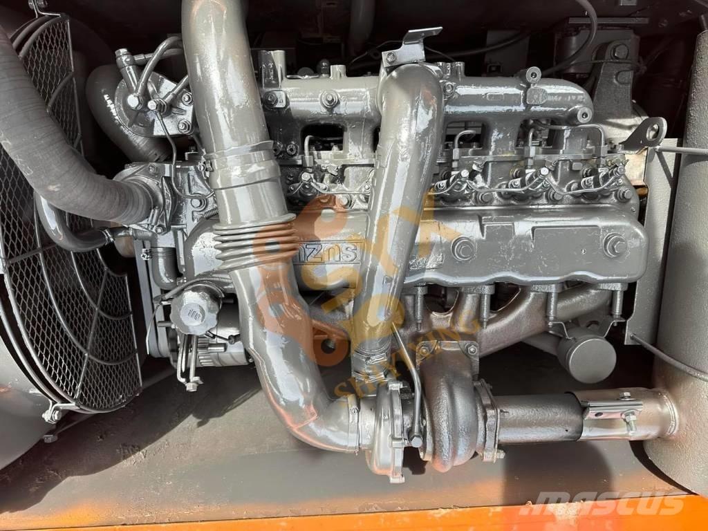 Hitachi EX 200 Escavadoras de rastos