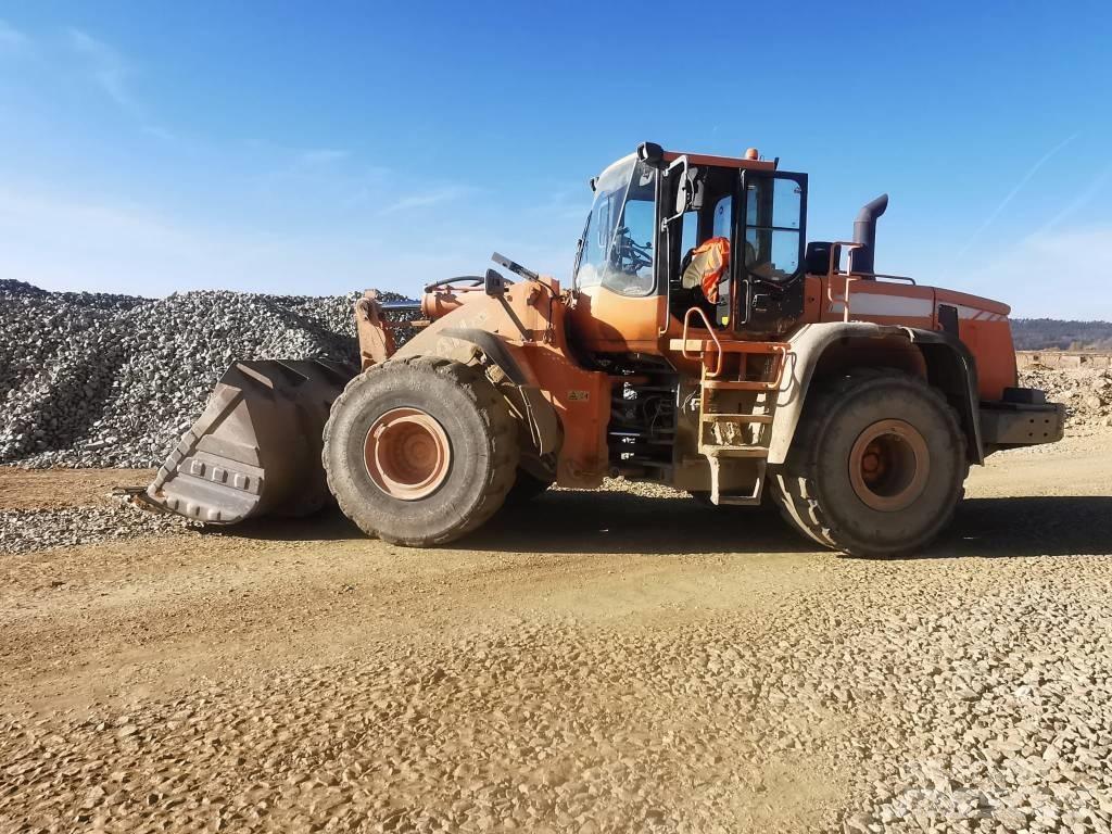Doosan DL 400 Pás carregadoras de rodas