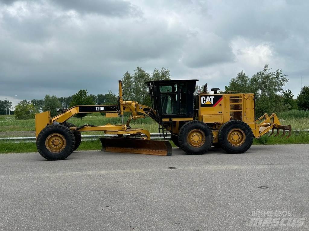 CAT 120K Motoniveladoras