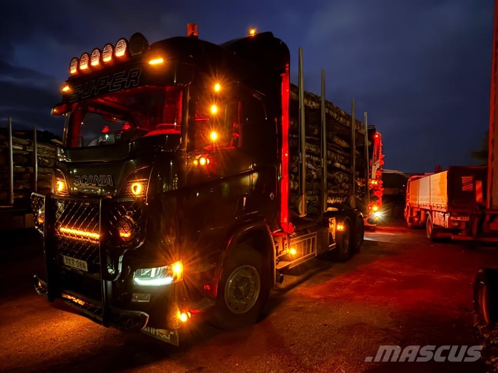 Scania R580B6X4HB Camiões de transporte de troncos