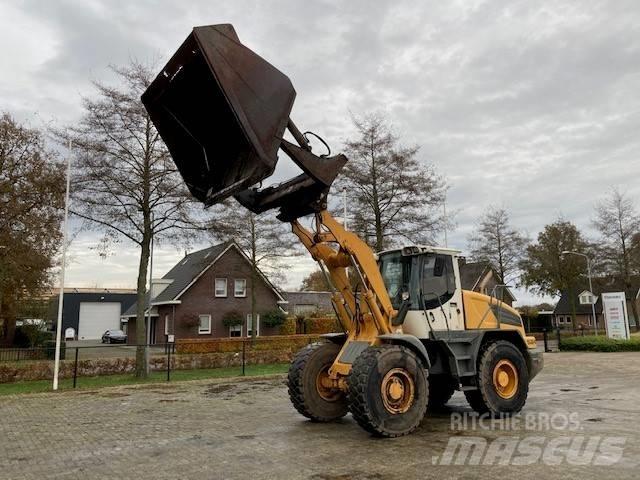 Liebherr 524 Pás carregadoras de rodas