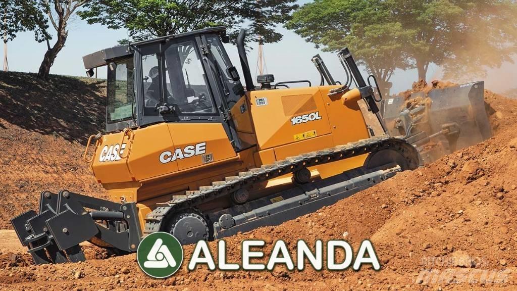 CASE 1650 L Dozers - Tratores