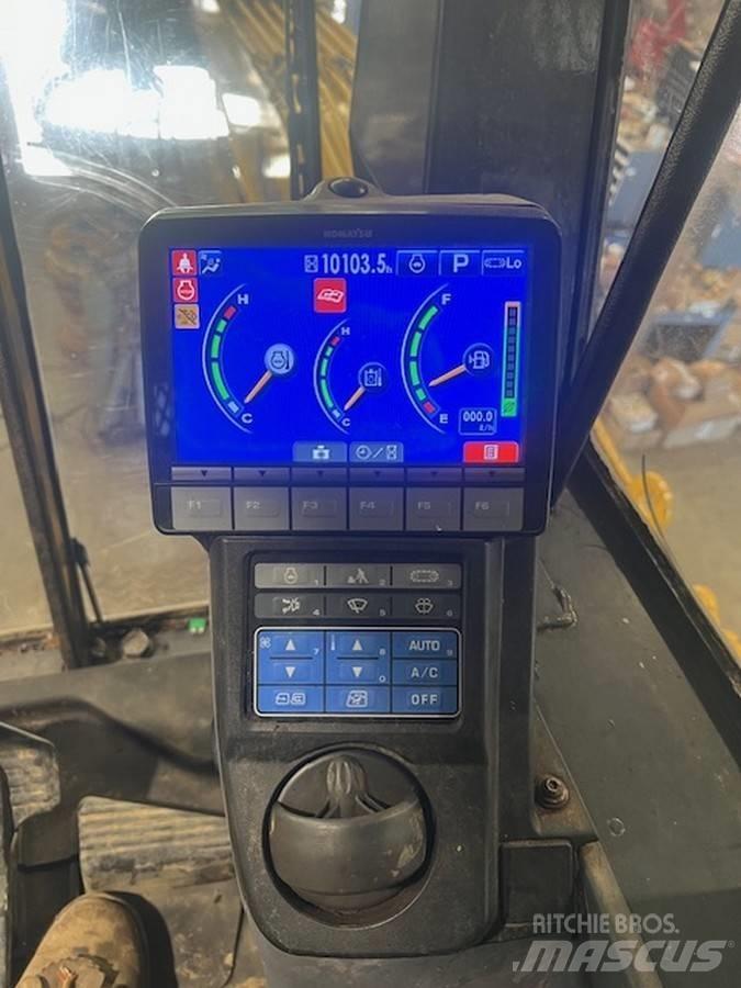 Komatsu PC210LL-10 Carregadores