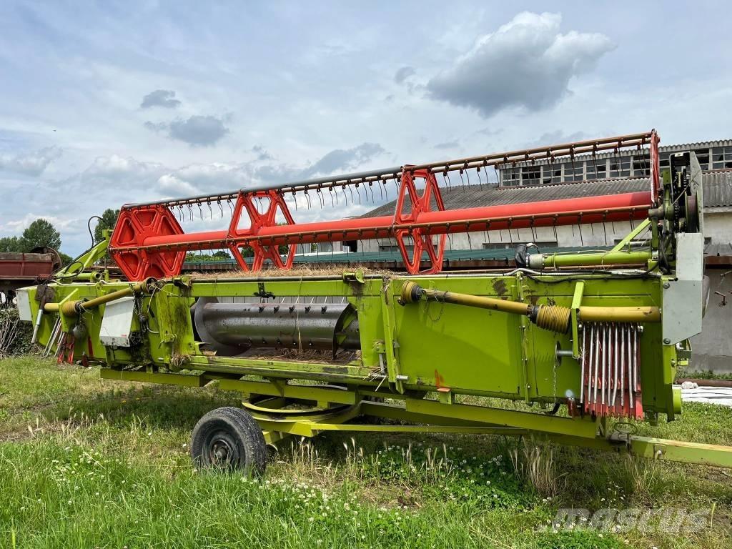 CLAAS C 540 Ceifeiras debulhadoras compactas