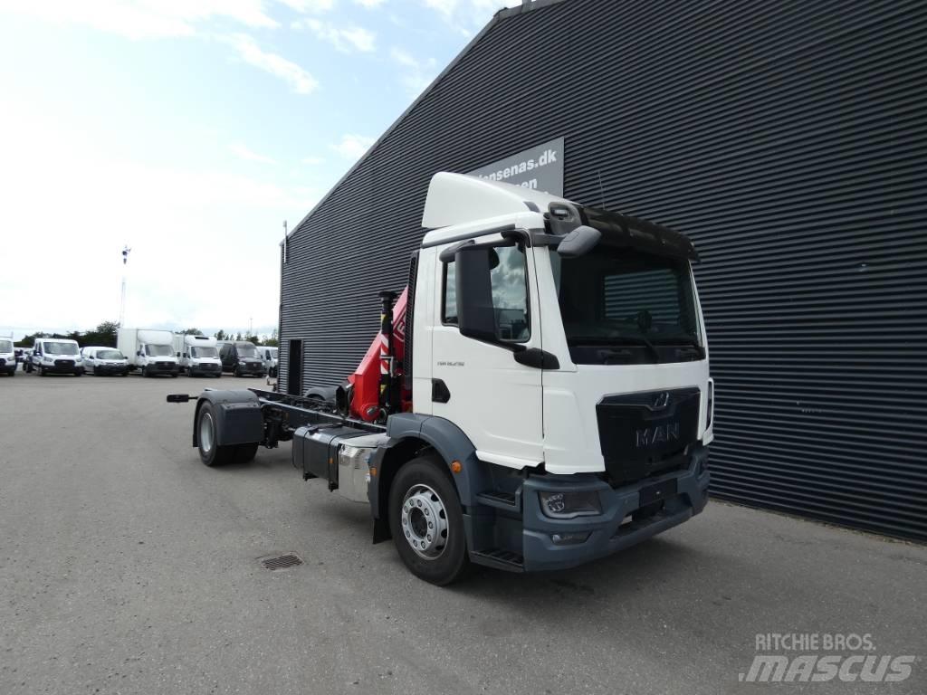 MAN TGM 18.290 Camiões grua