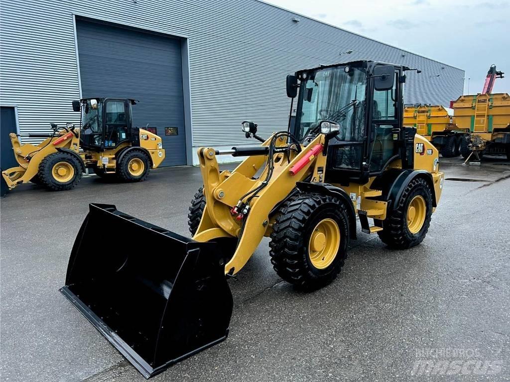 CAT 908 Pás carregadoras de rodas