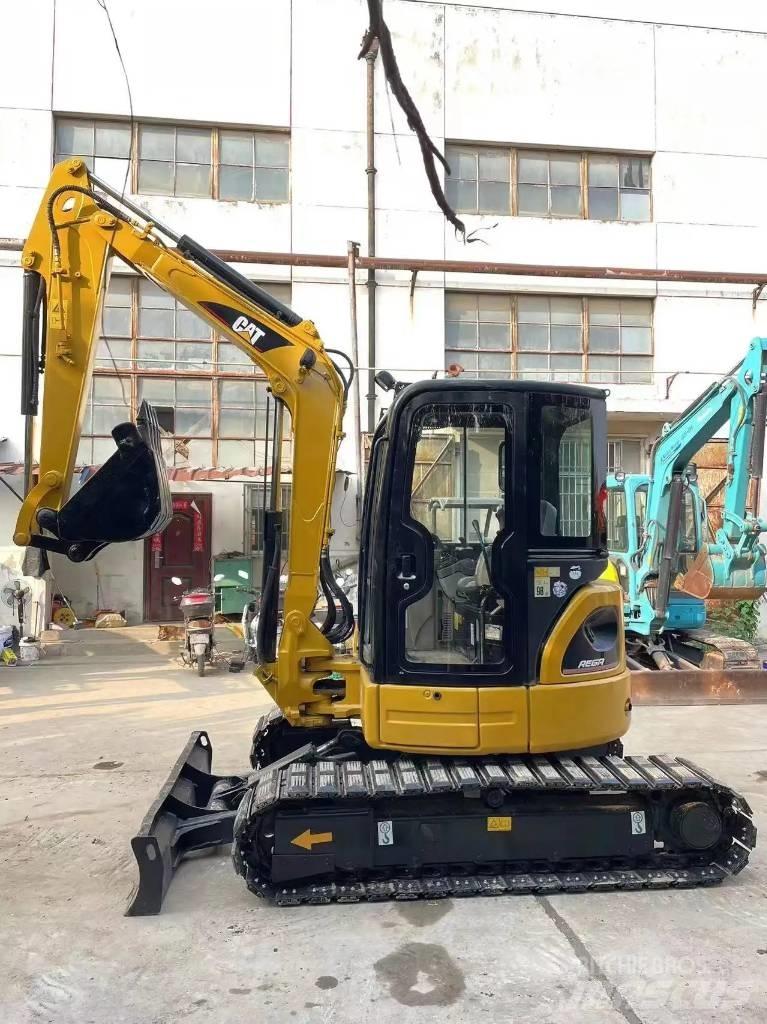 CAT 303.5 C CR Mini Escavadoras <7t
