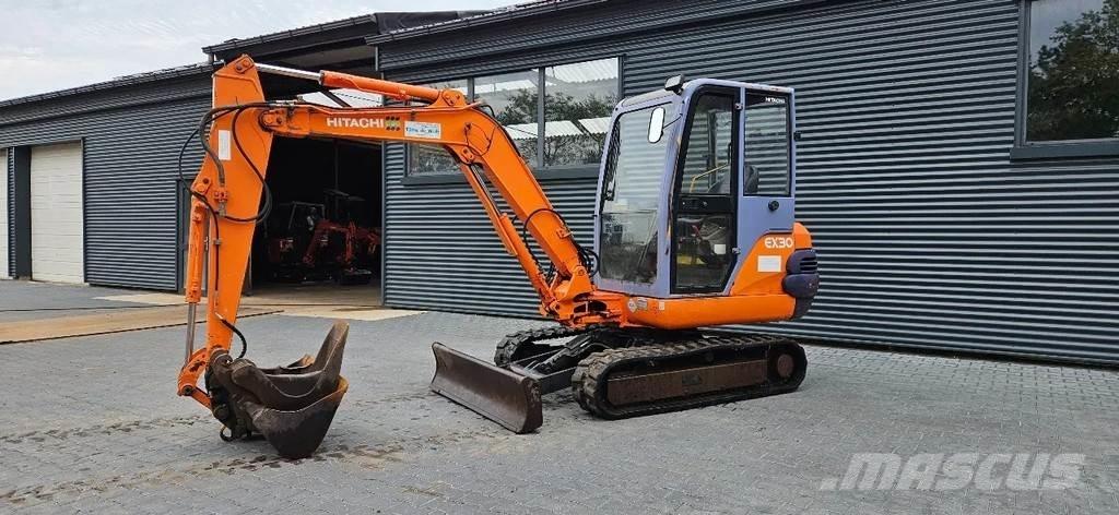 Hitachi EX30 Mini Escavadoras <7t