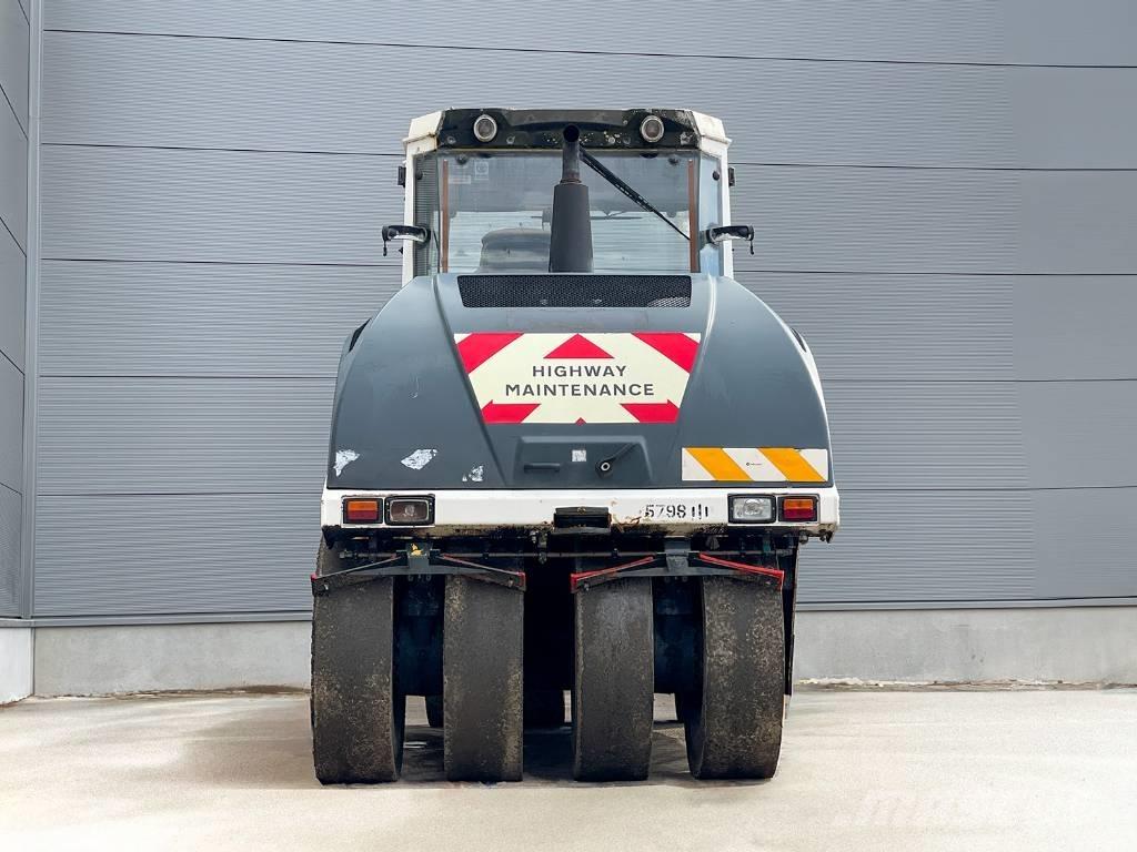 Bomag BW 24 RH Cilindros Compactadores de pneus