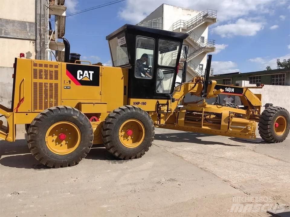CAT 140 H Motoniveladoras
