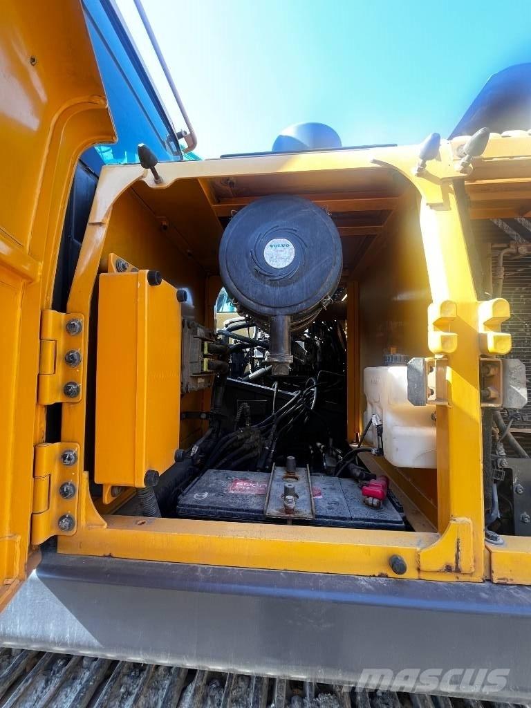 Volvo EC 220 D Escavadoras de rastos