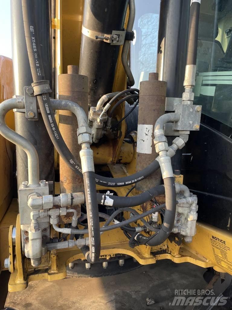 CAT M 313 D Escavadoras de rodas