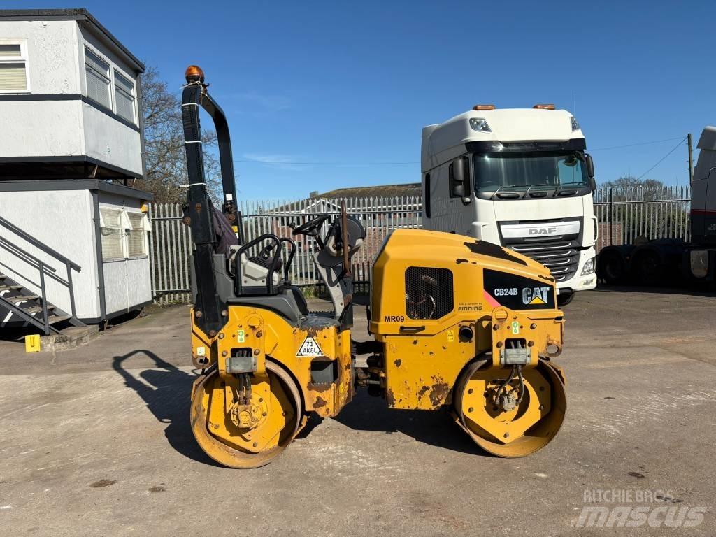 CAT CB 24 B Cilindros Compactadores tandem