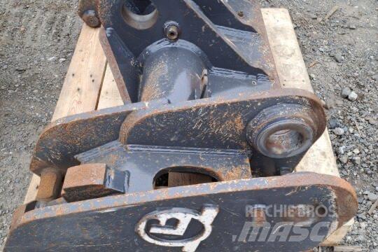 Develon Hitch Mini Escavadoras <7t