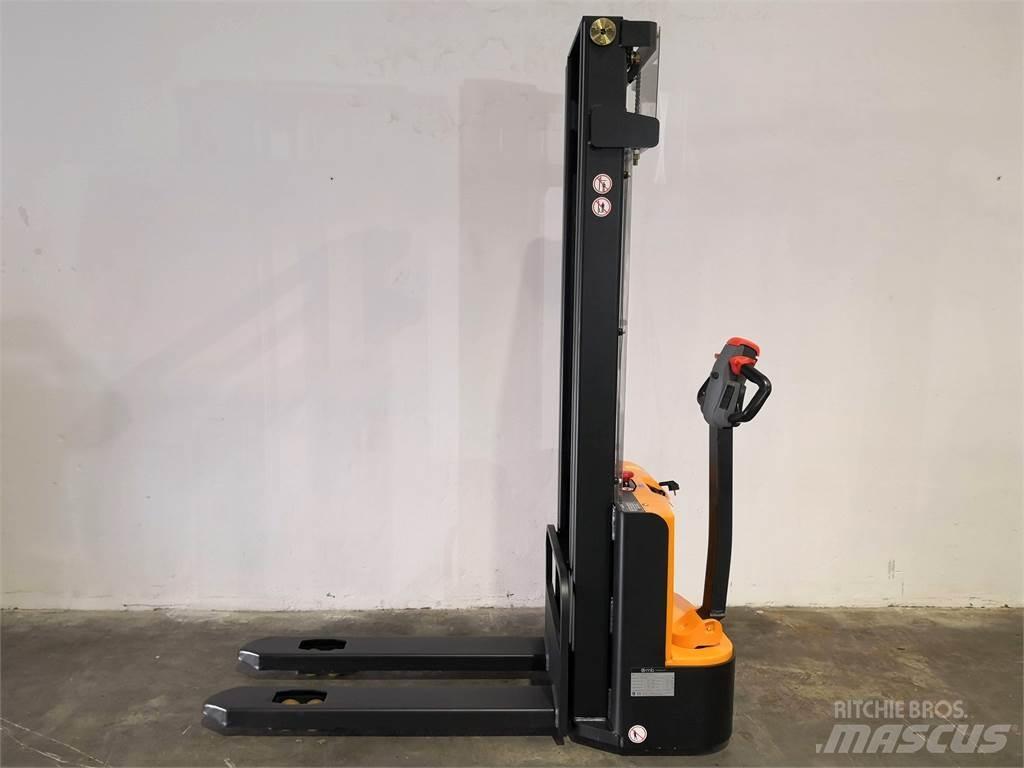  ES12 12ES 2S330 Empilhador para operador externo