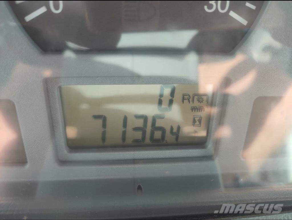 Valtra N 101 Tratores Agrícolas usados
