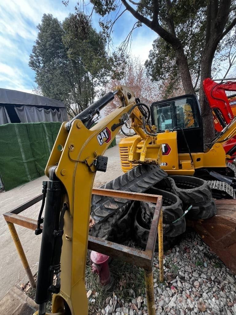 CAT 302 CR Mini Escavadoras <7t
