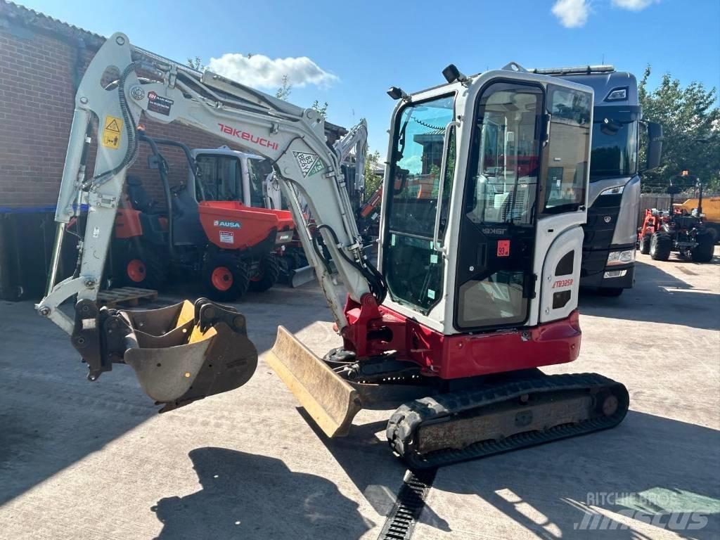 Takeuchi TB 325 R Mini Escavadoras <7t