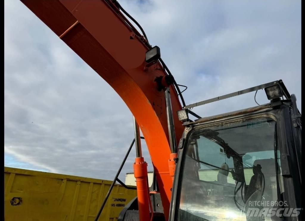 Hitachi 130 LCN Escavadoras de rastos