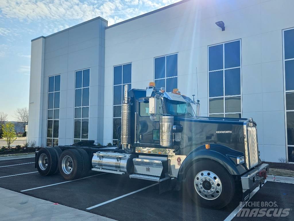 Kenworth W900 Tractores (camiões)