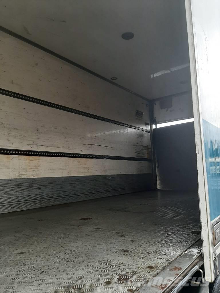 Volvo FE 320 Camiões caixa temperatura controlada