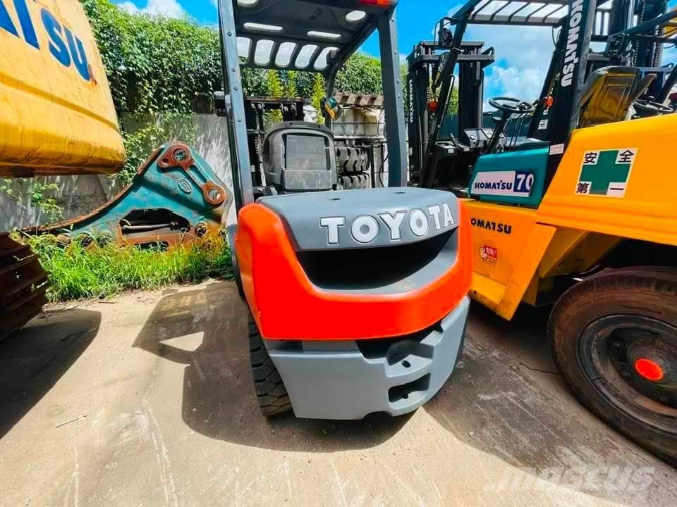 Toyota FB30-7 Empilhadores eléctricos
