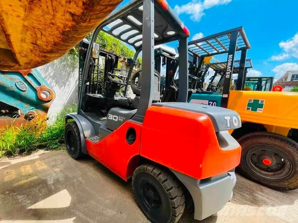 Toyota FB30-7 Empilhadores eléctricos